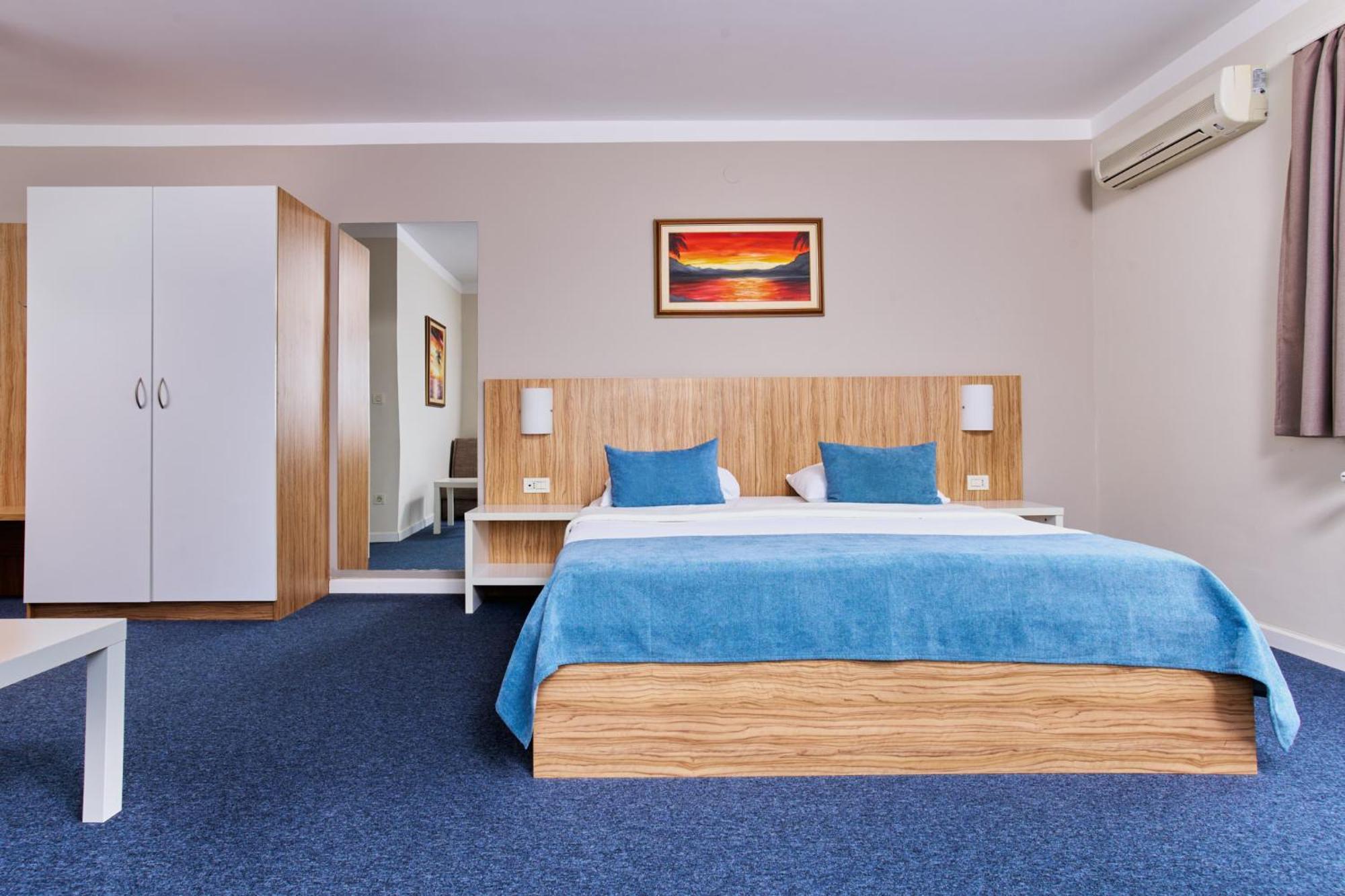 Hotel Phoenix Velika Gorica Habitación foto