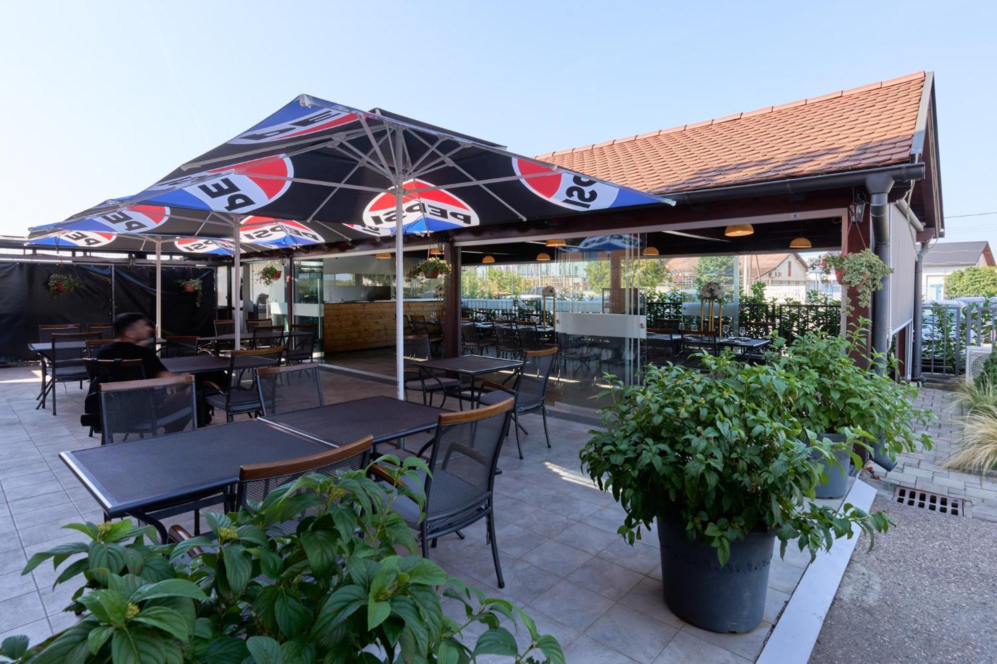 Hotel Phoenix Velika Gorica Exterior foto