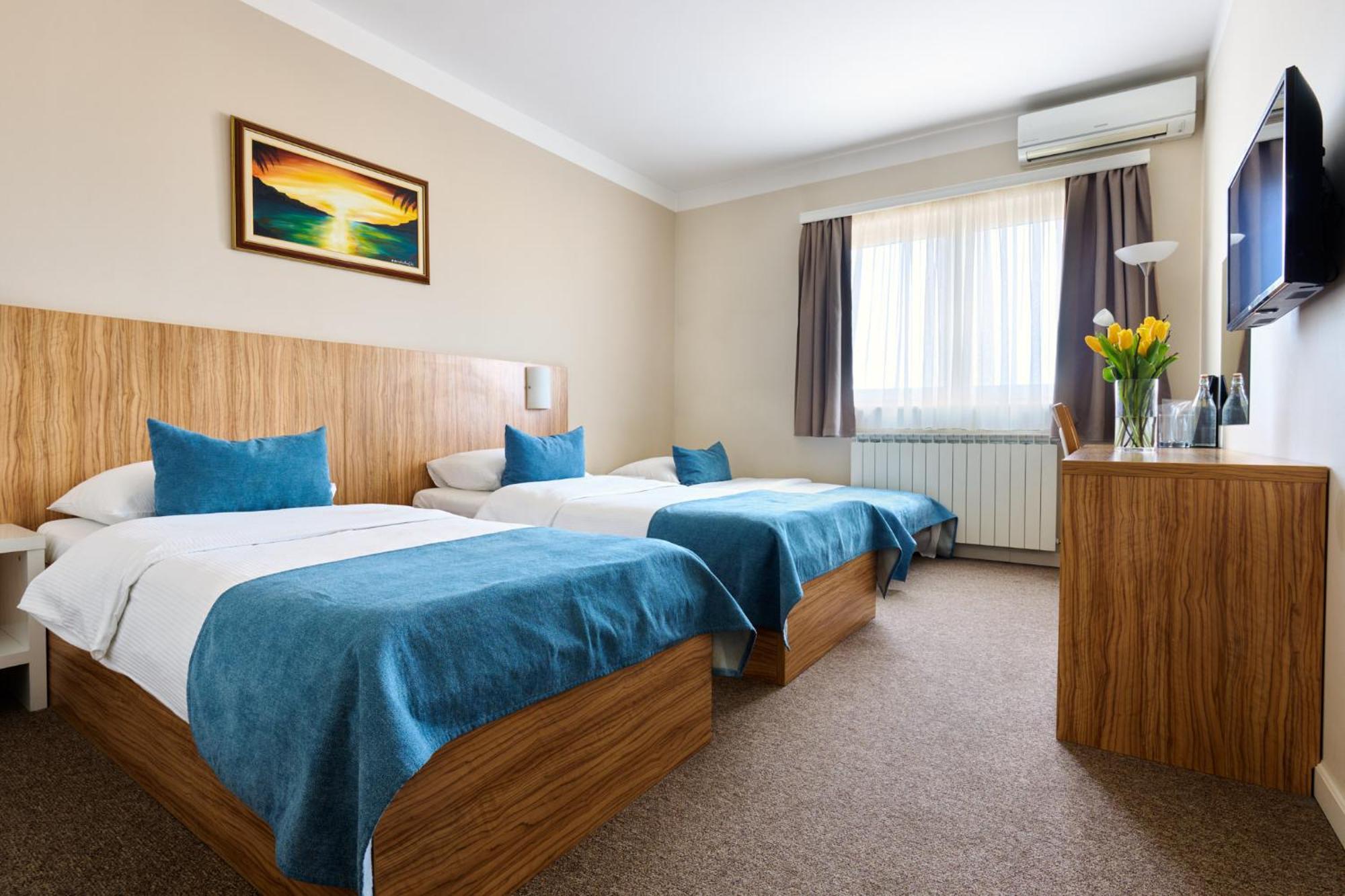 Hotel Phoenix Velika Gorica Habitación foto