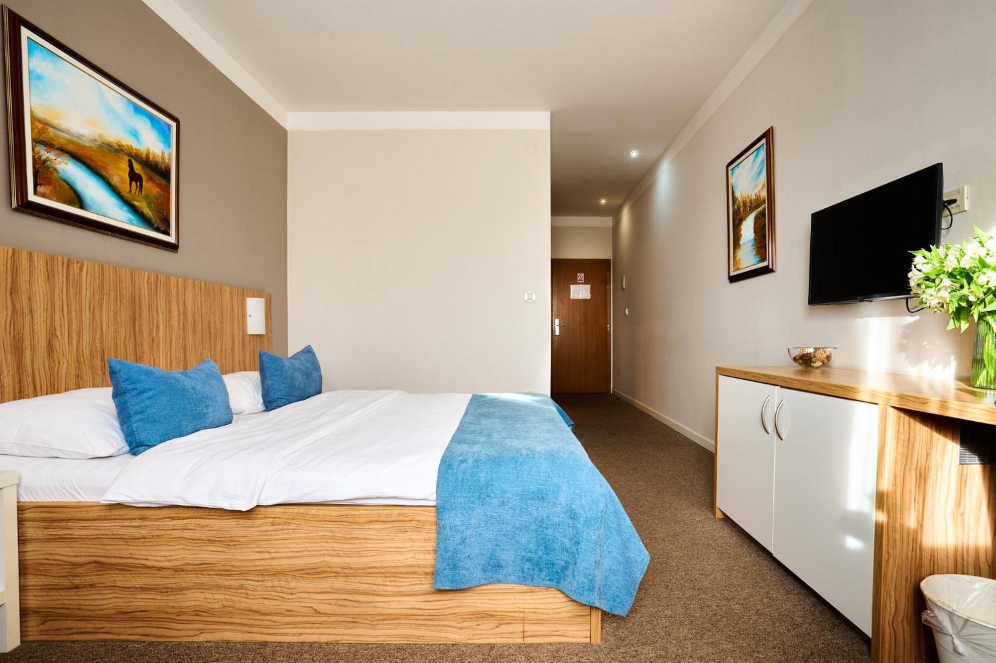 Hotel Phoenix Velika Gorica Habitación foto