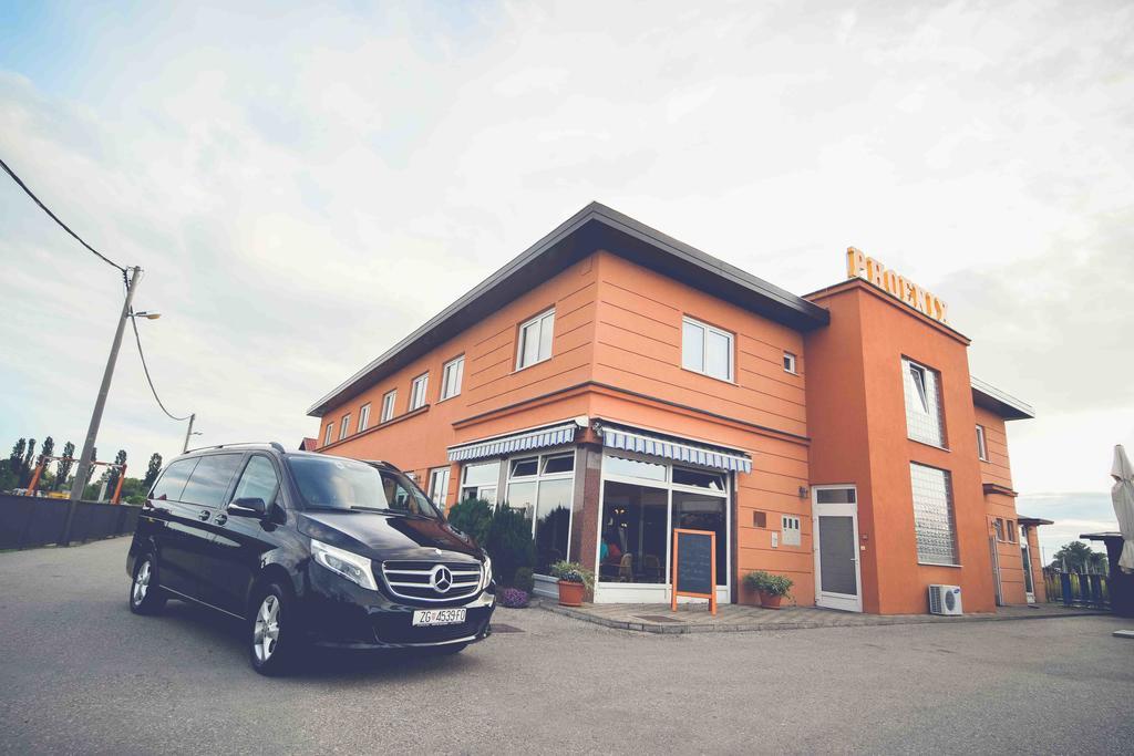 Hotel Phoenix Velika Gorica Exterior foto